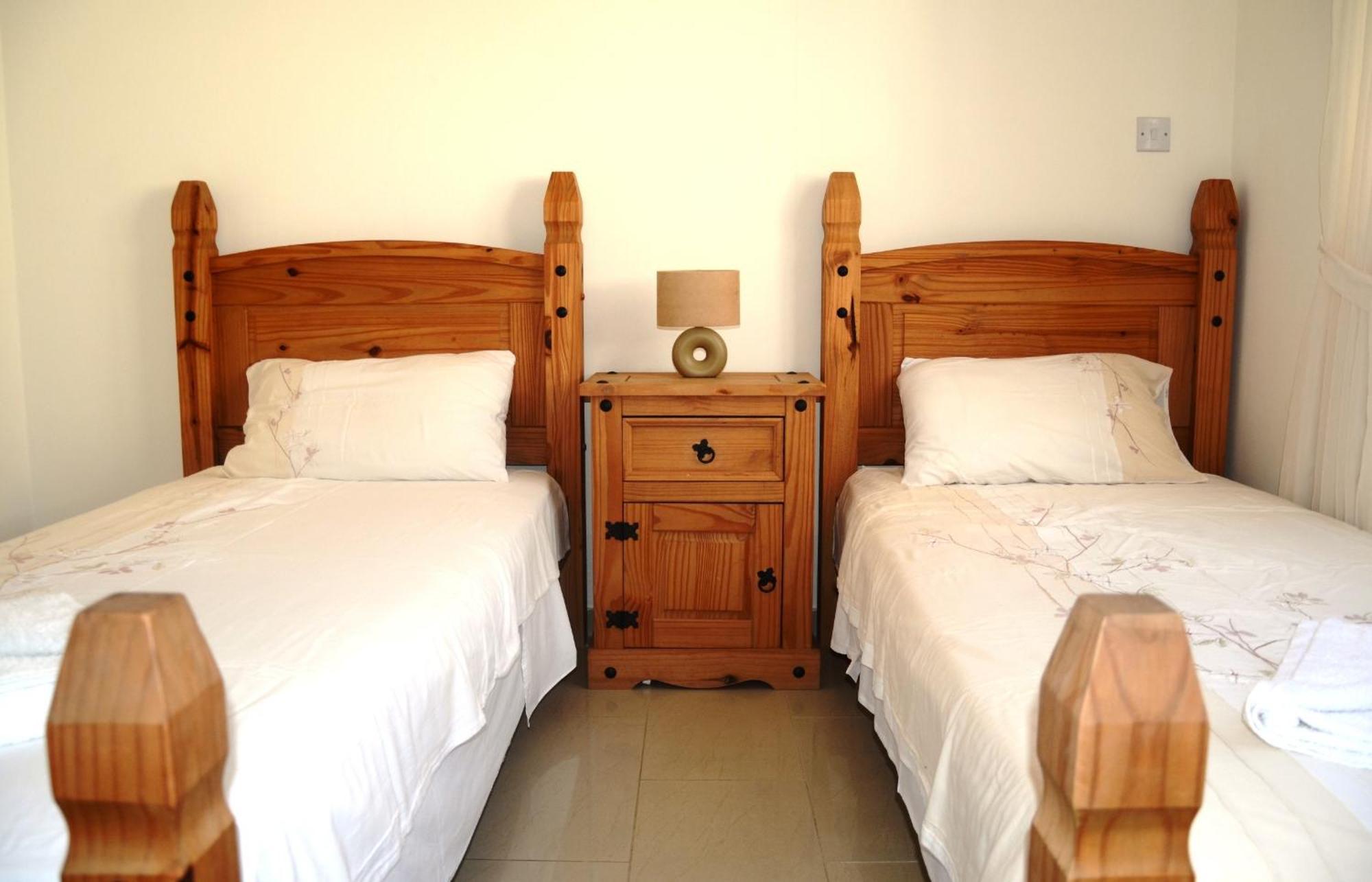 Top Floor, 2 Bedroom Apartment Vanessa D204, Free Wifi, Village View 佩亚 外观 照片